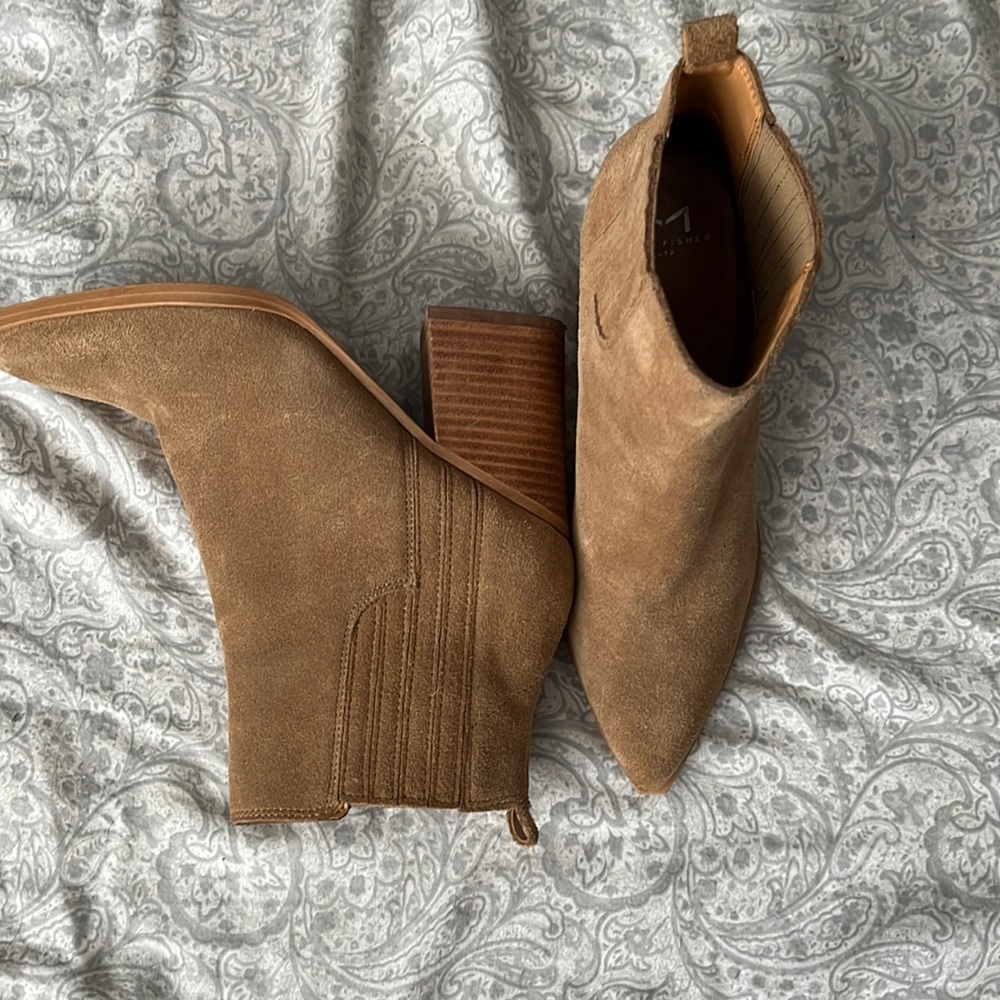 Marc Fisher - Oshay tan